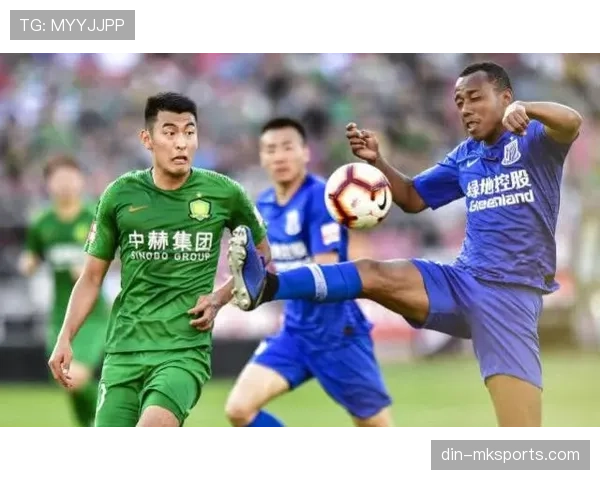 裁判如何判定“无意手球”不犯规？规则拆解